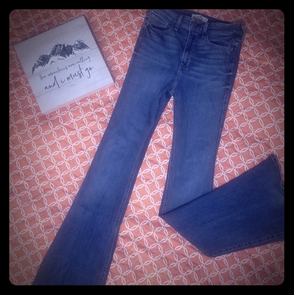 Hollister Jean's Flare